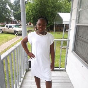 Meet your Posher, Benita